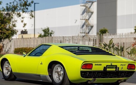 Lamborghini Miura, 1969 год, 250 000 000 рублей, 9 фотография