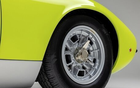 Lamborghini Miura, 1969 год, 250 000 000 рублей, 14 фотография
