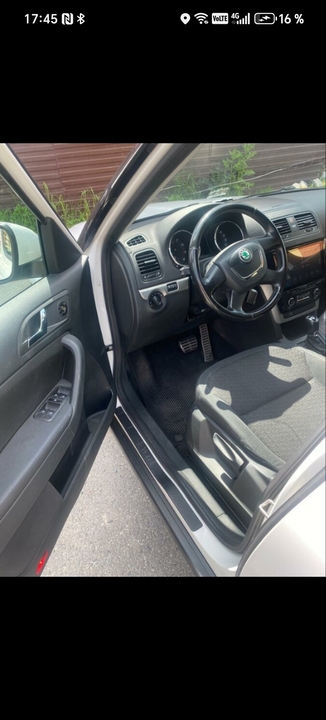 Skoda Yeti I, 2013 год, 900 000 рублей, 4 фотография