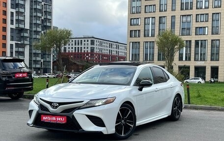 Toyota Camry, 2018 год, 2 200 000 рублей, 1 фотография