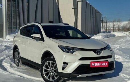 Toyota RAV4, 2016 год, 2 530 000 рублей, 1 фотография