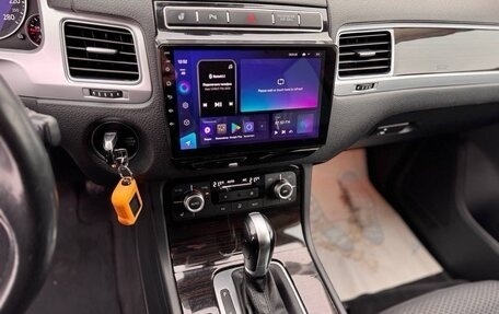 Volkswagen Touareg III, 2015 год, 2 090 000 рублей, 9 фотография