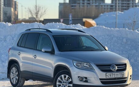 Volkswagen Tiguan I, 2011 год, 937 000 рублей, 1 фотография