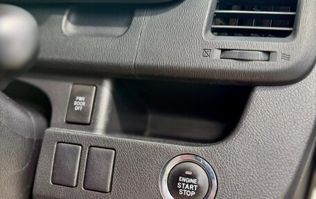 Toyota Noah III, 2013 год, 1 855 000 рублей, 17 фотография