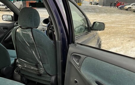 Toyota Vitz, 2000 год, 300 000 рублей, 12 фотография