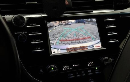 Toyota Camry, 2020 год, 2 400 000 рублей, 8 фотография