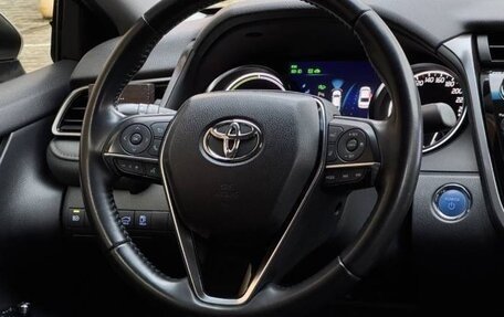 Toyota Camry, 2020 год, 2 400 000 рублей, 5 фотография