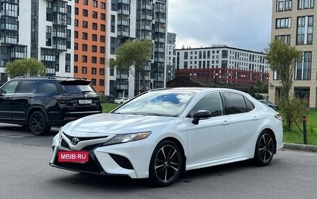 Toyota Camry, 2018 год, 2 200 000 рублей, 2 фотография