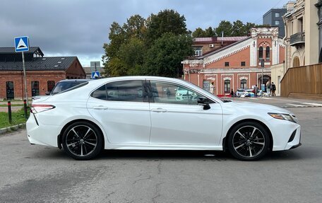 Toyota Camry, 2018 год, 2 200 000 рублей, 7 фотография