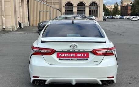 Toyota Camry, 2018 год, 2 200 000 рублей, 5 фотография