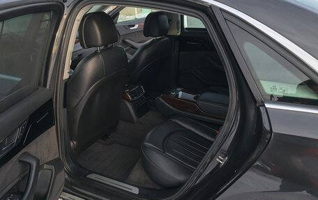 Audi A8, 2011 год, 1 400 000 рублей, 6 фотография