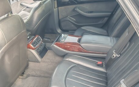 Audi A8, 2011 год, 1 400 000 рублей, 23 фотография