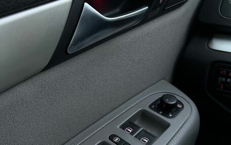 SEAT Alhambra II рестайлинг, 2013 год, 1 460 000 рублей, 11 фотография