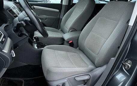 SEAT Alhambra II рестайлинг, 2013 год, 1 460 000 рублей, 15 фотография