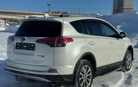 Toyota RAV4, 2016 год, 2 530 000 рублей, 5 фотография