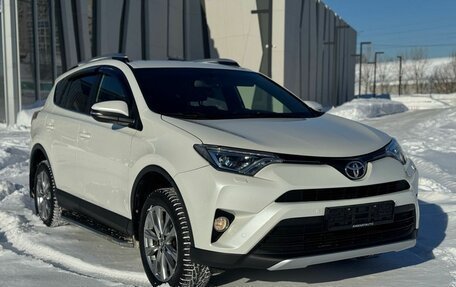 Toyota RAV4, 2016 год, 2 530 000 рублей, 6 фотография