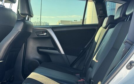 Toyota RAV4, 2016 год, 2 530 000 рублей, 28 фотография