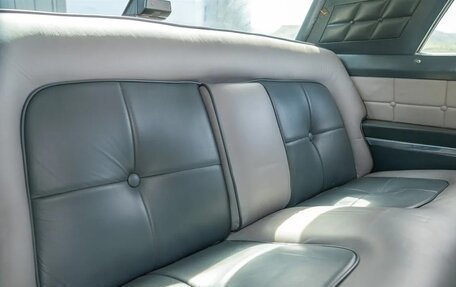 Lincoln Continental VIII, 1959 год, 13 000 000 рублей, 13 фотография