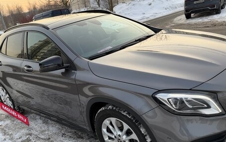 Mercedes-Benz GLA, 2018 год, 3 500 000 рублей, 4 фотография