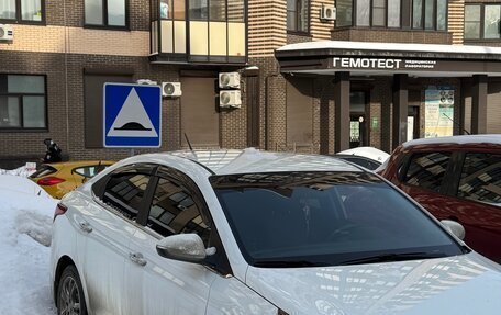 Hyundai Solaris II рестайлинг, 2019 год, 1 400 000 рублей, 3 фотография