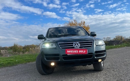 Volkswagen Touareg III, 2004 год, 800 000 рублей, 2 фотография