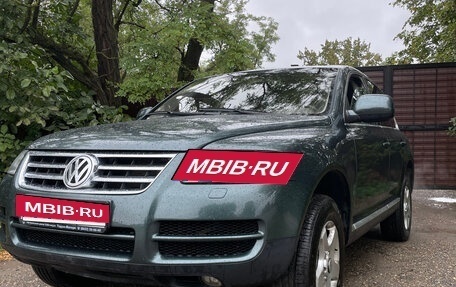 Volkswagen Touareg III, 2004 год, 800 000 рублей, 3 фотография