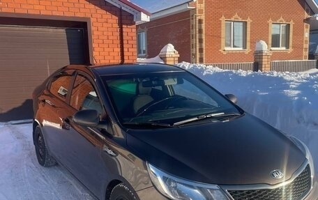 KIA Rio III рестайлинг, 2015 год, 1 000 000 рублей, 1 фотография