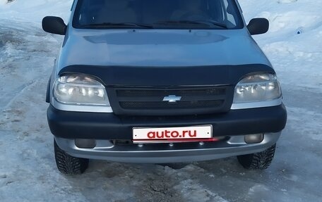 Chevrolet Niva I рестайлинг, 2004 год, 337 000 рублей, 1 фотография