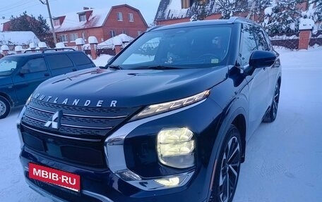 Mitsubishi Outlander, 2022 год, 4 780 000 рублей, 1 фотография