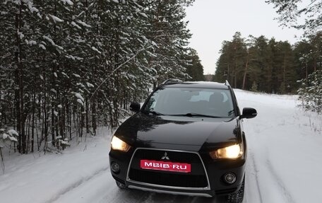 Mitsubishi Outlander III рестайлинг 3, 2010 год, 1 270 000 рублей, 1 фотография