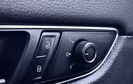 Volkswagen Passat B8 рестайлинг, 2017 год, 1 629 000 рублей, 22 фотография