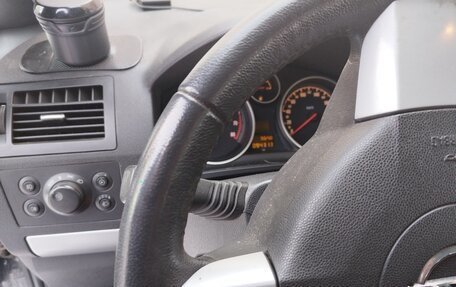 Opel Zafira B, 2013 год, 850 000 рублей, 2 фотография