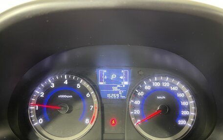 Hyundai Solaris II рестайлинг, 2015 год, 1 020 000 рублей, 14 фотография