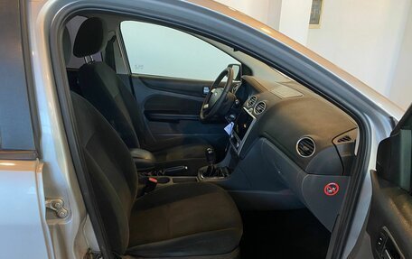 Ford Focus II рестайлинг, 2007 год, 409 000 рублей, 28 фотография