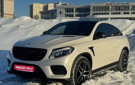 Mercedes-Benz GLE Coupe, 2017 год, 4 500 000 рублей, 3 фотография