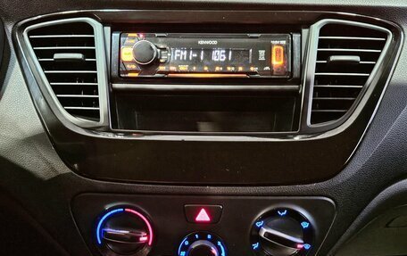 Hyundai Solaris II рестайлинг, 2017 год, 847 000 рублей, 14 фотография