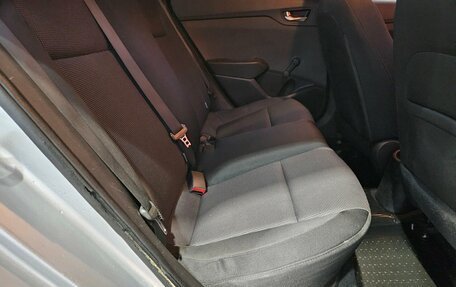 Hyundai Solaris II рестайлинг, 2017 год, 847 000 рублей, 13 фотография