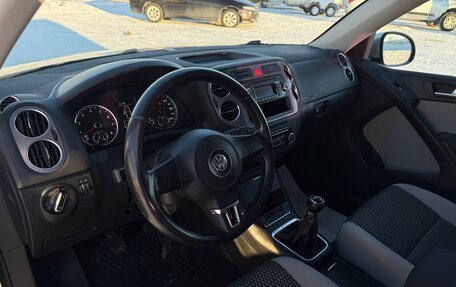 Volkswagen Tiguan I, 2011 год, 937 000 рублей, 8 фотография