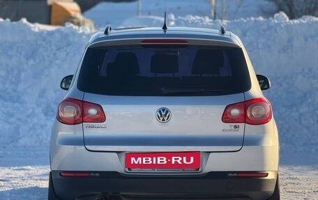 Volkswagen Tiguan I, 2011 год, 937 000 рублей, 6 фотография