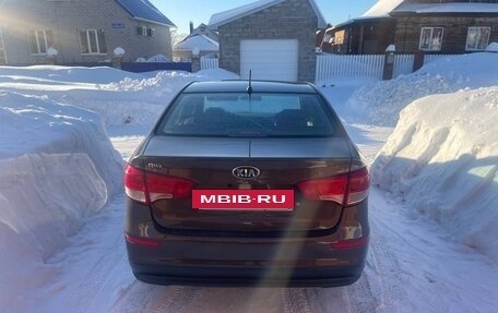 KIA Rio III рестайлинг, 2015 год, 1 000 000 рублей, 5 фотография