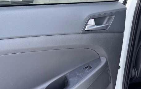 Hyundai Tucson III, 2016 год, 1 850 000 рублей, 21 фотография