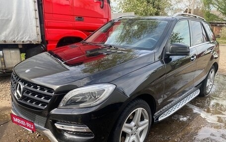 Mercedes-Benz M-Класс, 2012 год, 1 750 000 рублей, 2 фотография