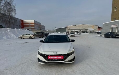 Hyundai Avante, 2020 год, 1 950 000 рублей, 15 фотография