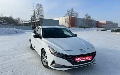 Hyundai Avante, 2020 год, 1 950 000 рублей, 23 фотография