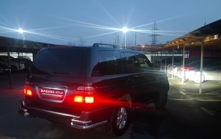 Toyota Land Cruiser 100 рестайлинг 2, 1998 год, 2 450 000 рублей, 6 фотография