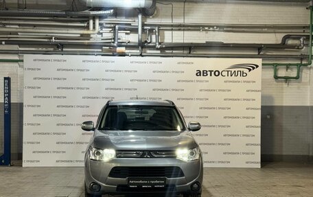 Mitsubishi Outlander III рестайлинг 3, 2013 год, 1 249 000 рублей, 2 фотография