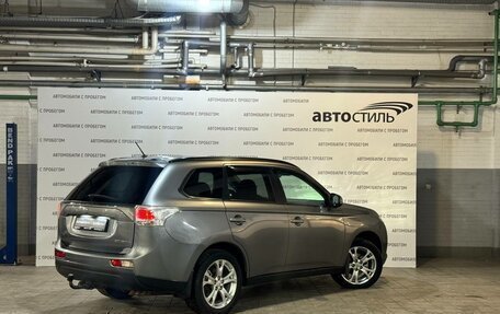 Mitsubishi Outlander III рестайлинг 3, 2013 год, 1 249 000 рублей, 7 фотография
