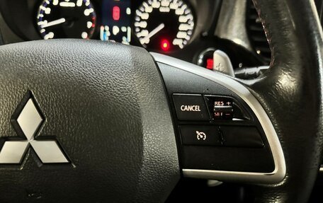 Mitsubishi Outlander III рестайлинг 3, 2013 год, 1 249 000 рублей, 13 фотография