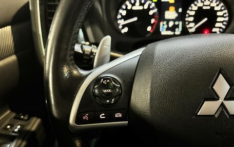 Mitsubishi Outlander III рестайлинг 3, 2013 год, 1 249 000 рублей, 12 фотография