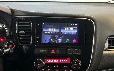 Mitsubishi Outlander III рестайлинг 3, 2013 год, 1 249 000 рублей, 15 фотография